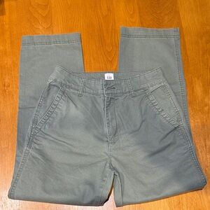 GAP Women’s Olive Chino Pants